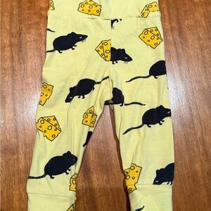 Mini Rodini Cream Leggings with Rat and Cheese Design